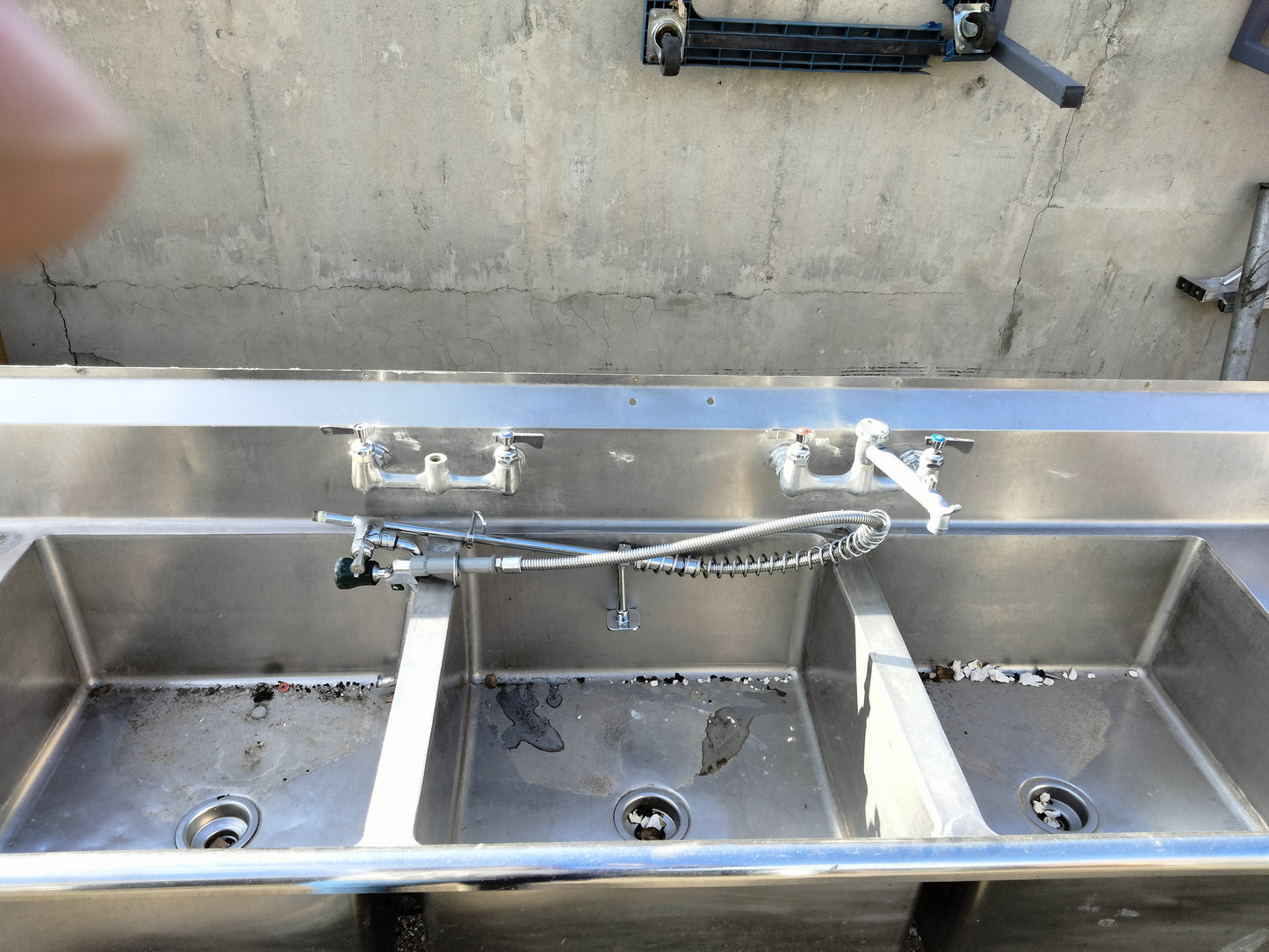 3 compartment commercial sink