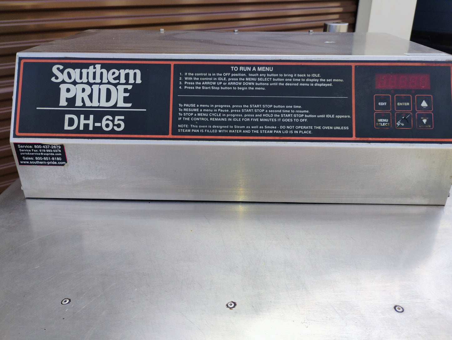 SMOKER - BARBECUE PITS.