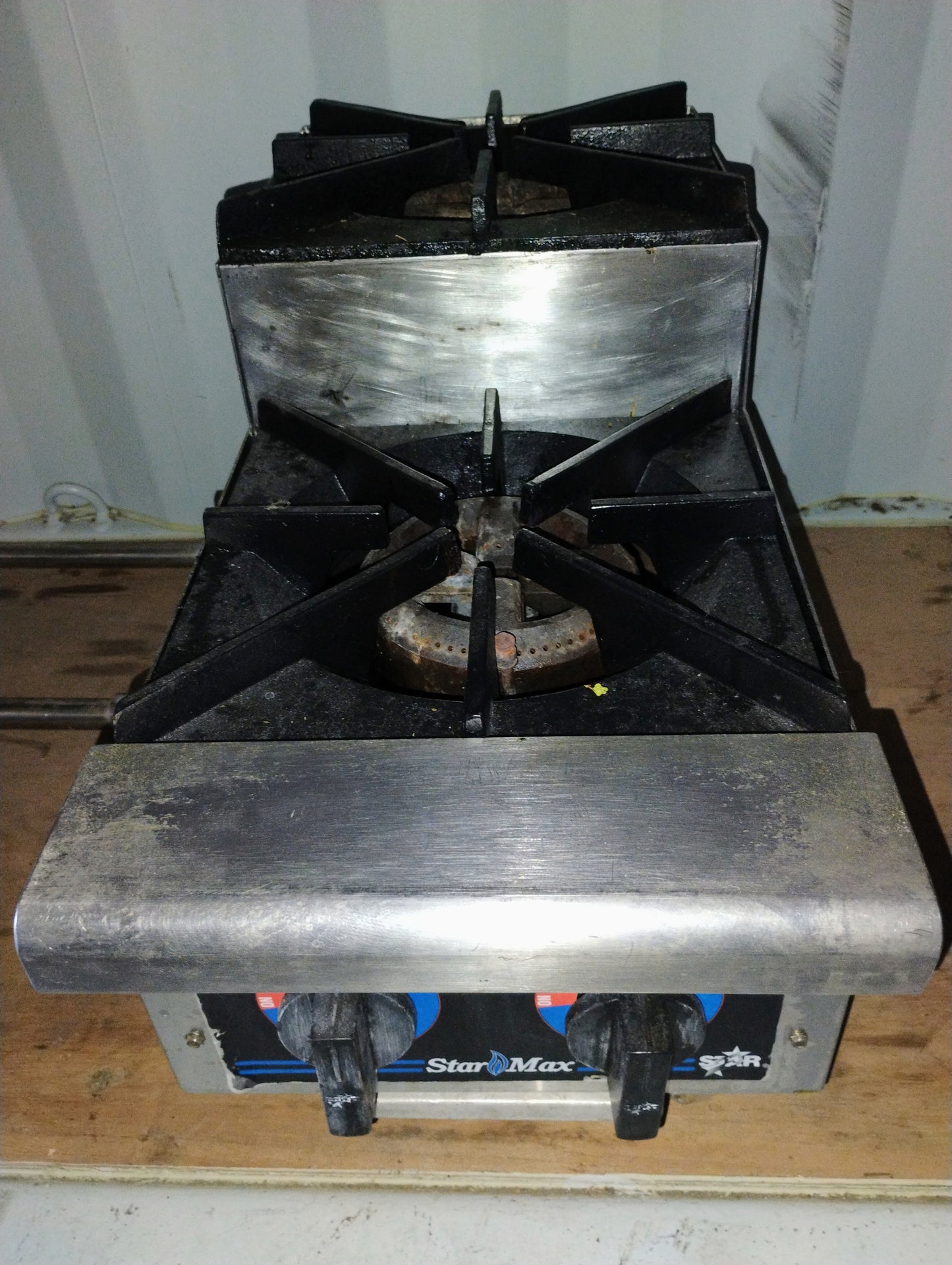 STAR MAX TWO BURNERS...NATURAL GAS..