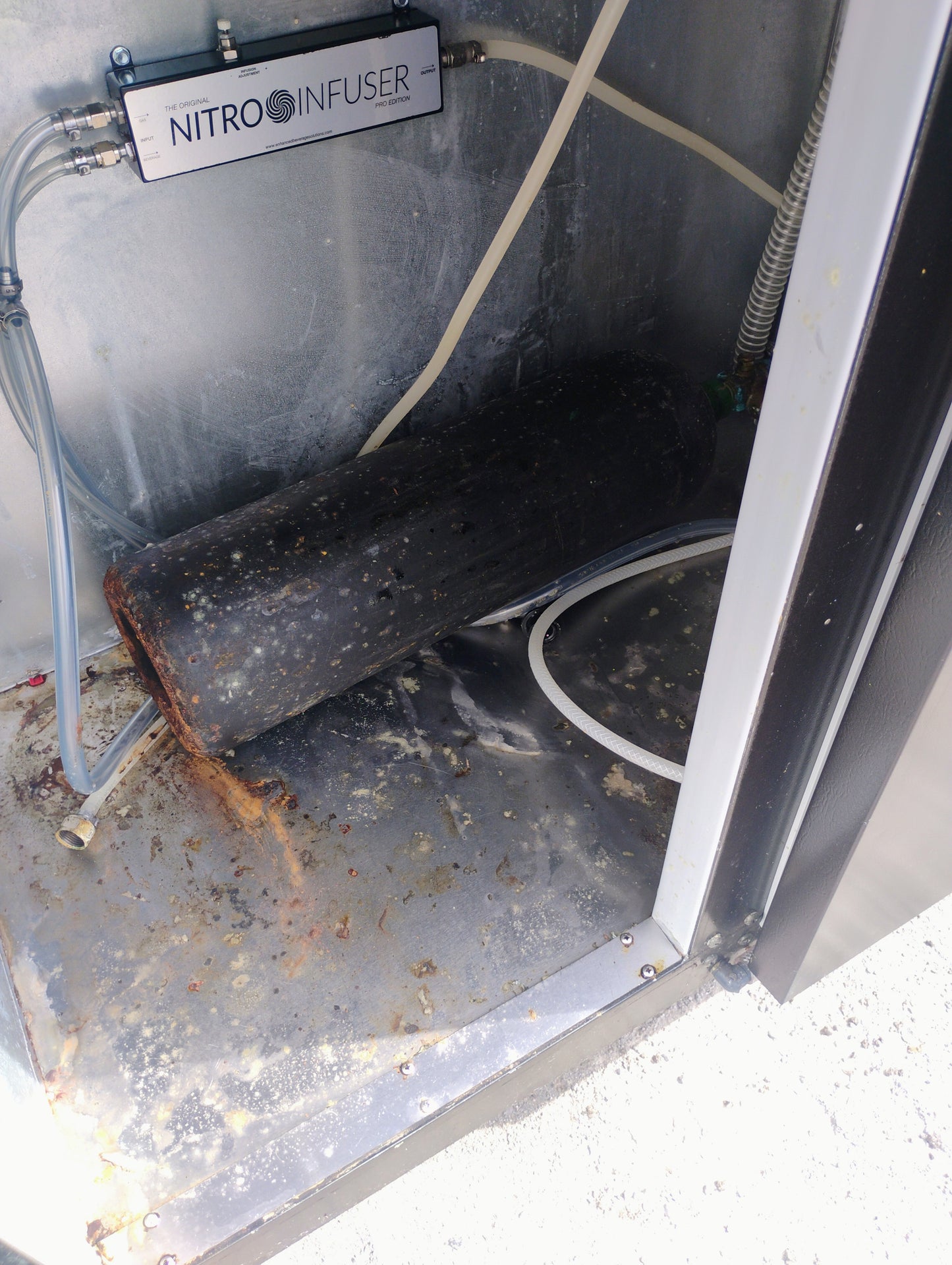 Beverage Air...2 Doors DD48"